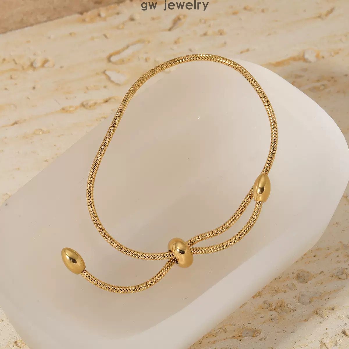 Minimalist design pullable chain bracelet
